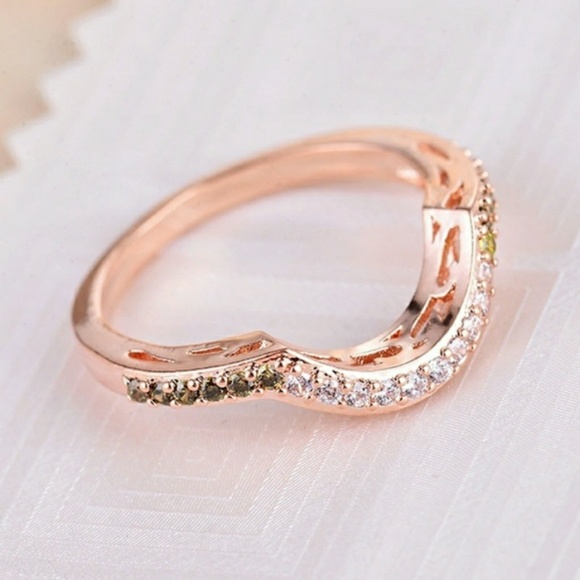 Rose Gold Chrysolite Gemstone Ring - Picture 6 of 6